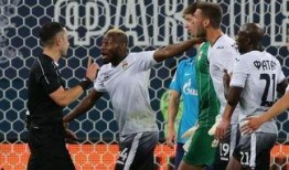 球员受伤爆料视频,球员受伤瞬间，视频曝光惊人内幕